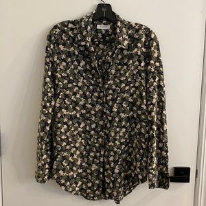 Equipment silk button down